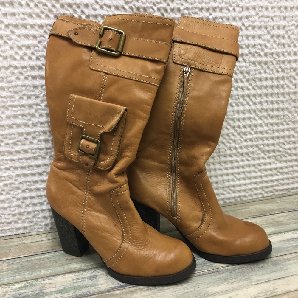 Tan leather boots with pockets